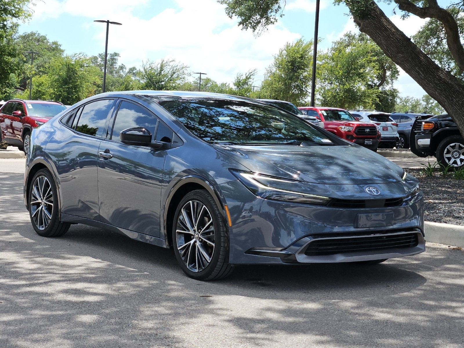 2025 Toyota Prius XLE