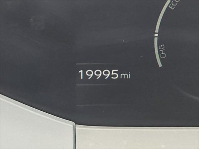 2025 Toyota Prius XLE
