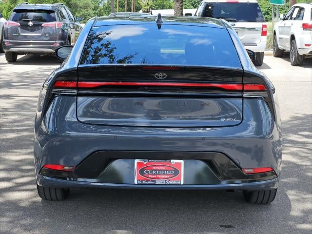 2025 Toyota Prius XLE