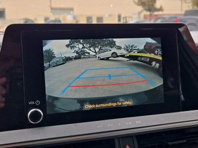 2025 Toyota Prius LE