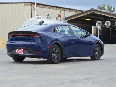 2025 Toyota Prius LE