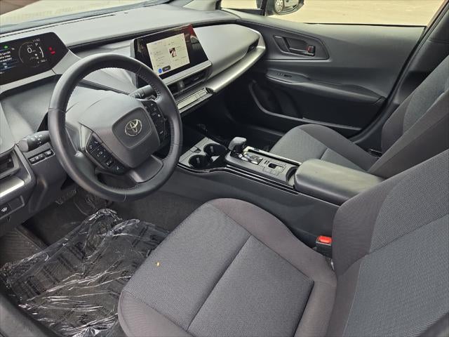 2025 Toyota Prius LE