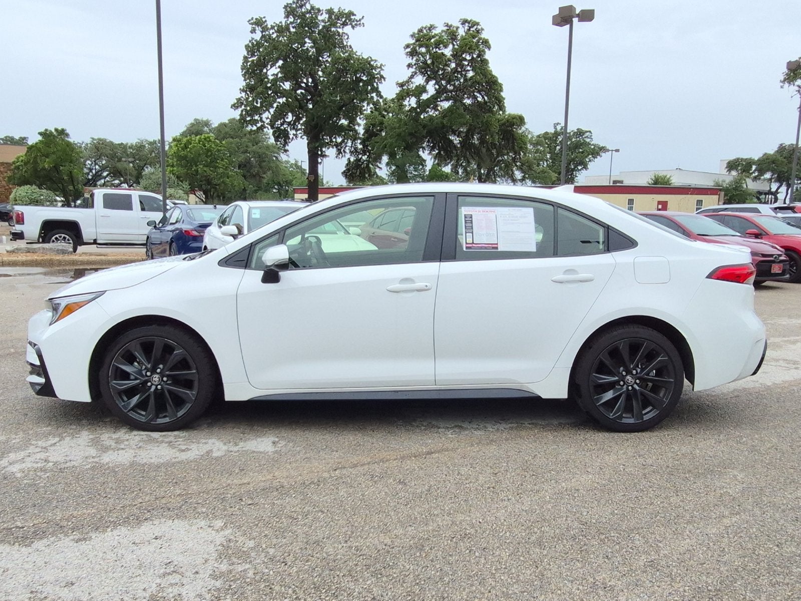 2025 Toyota Corolla SE