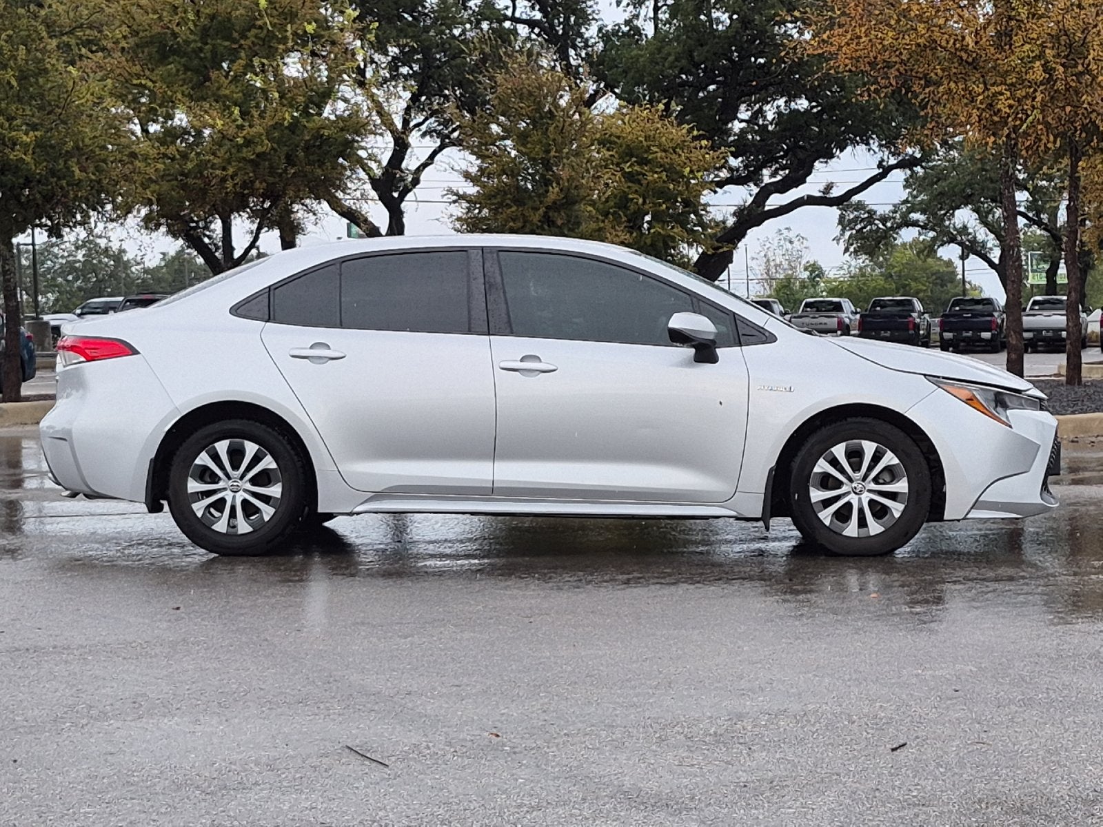 2020 Toyota Corolla Hybrid LE