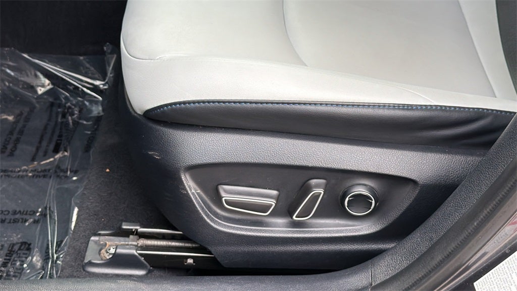 2016 Toyota Prius Four Touring