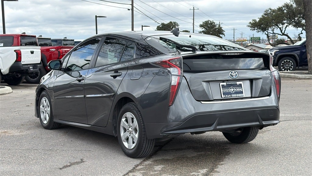 2016 Toyota Prius Four Touring