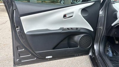 2016 Toyota Prius Four Touring