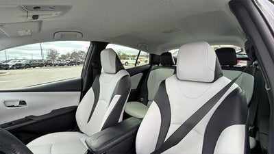 2016 Toyota Prius Four Touring
