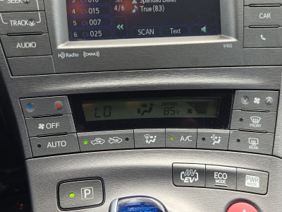 2014 Toyota Prius Plug-in Base