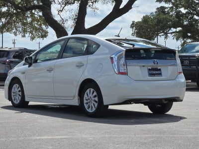 2014 Toyota Prius Plug-in Base