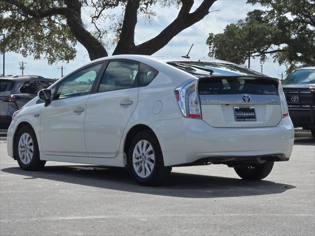 2014 Toyota Prius Plug-in Base