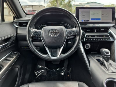 2023 Toyota Venza XLE