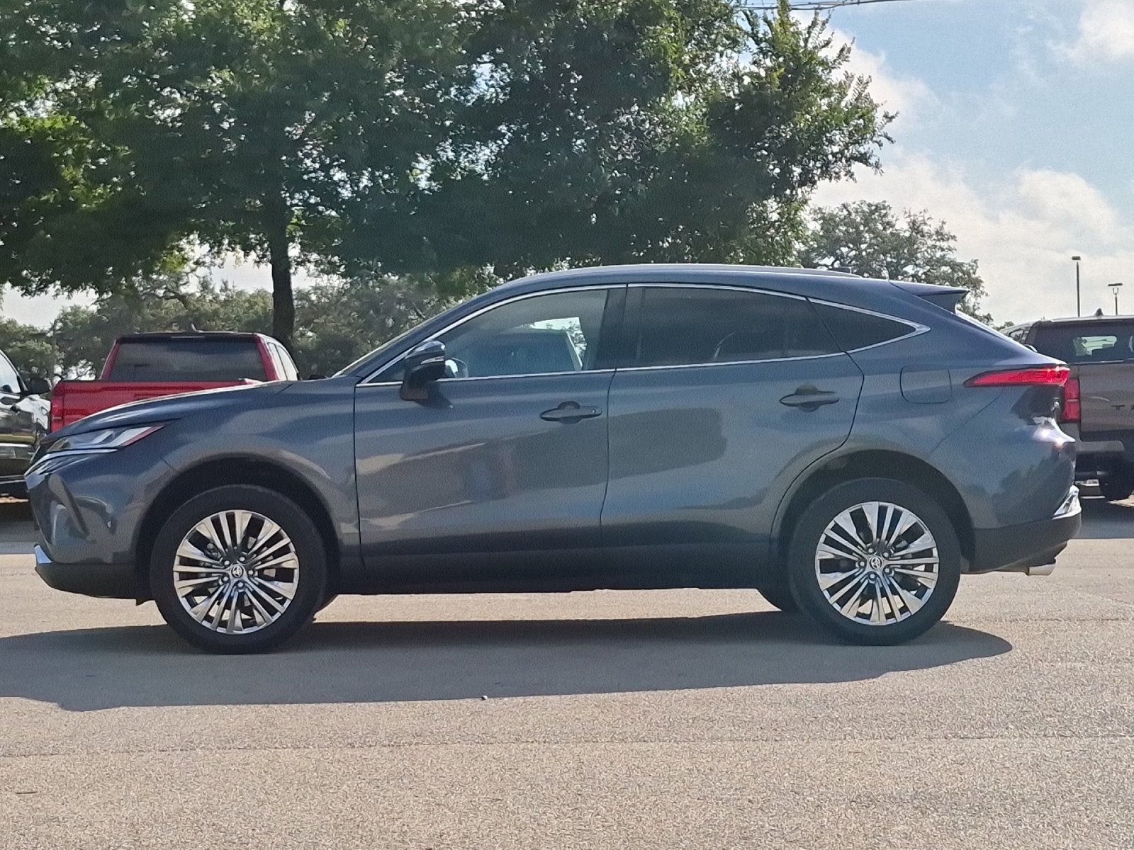 2024 Toyota Venza XLE