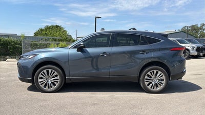 2022 Toyota Venza XLE