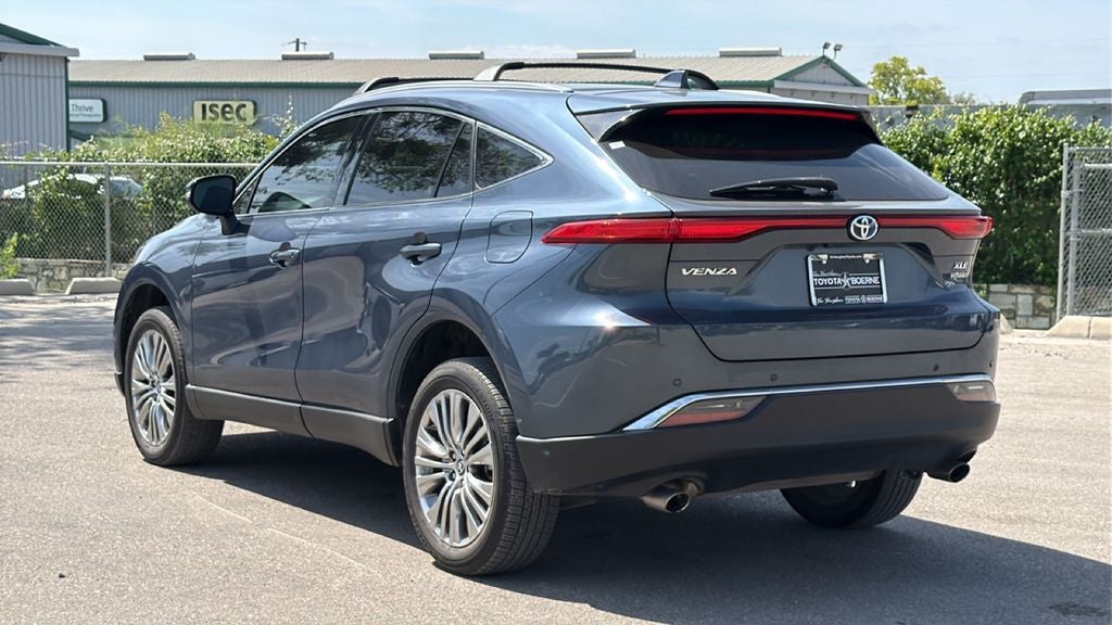 2022 Toyota Venza XLE