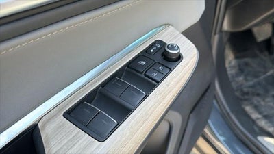 2022 Toyota Venza XLE