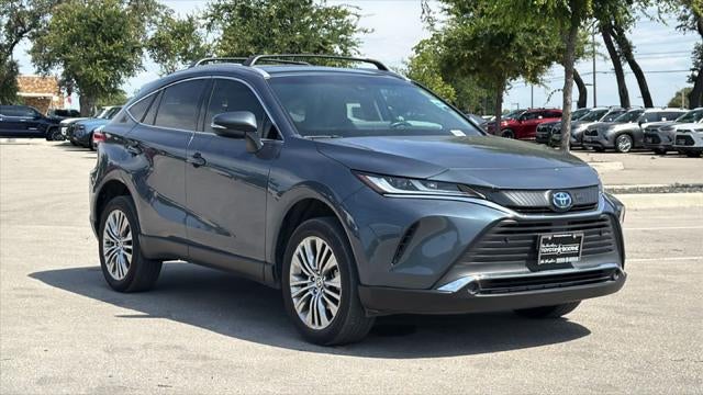 2022 Toyota Venza XLE