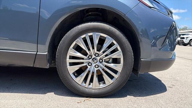 2022 Toyota Venza XLE