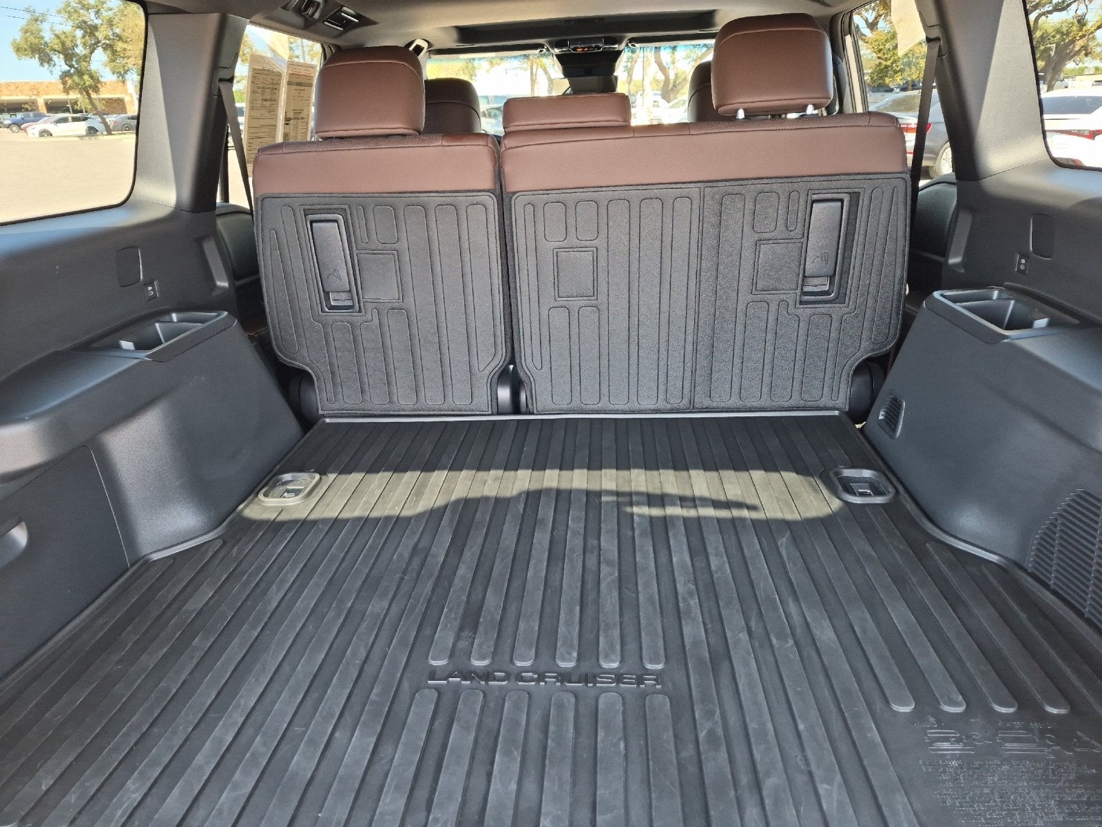 2025 Toyota Land Cruiser Base