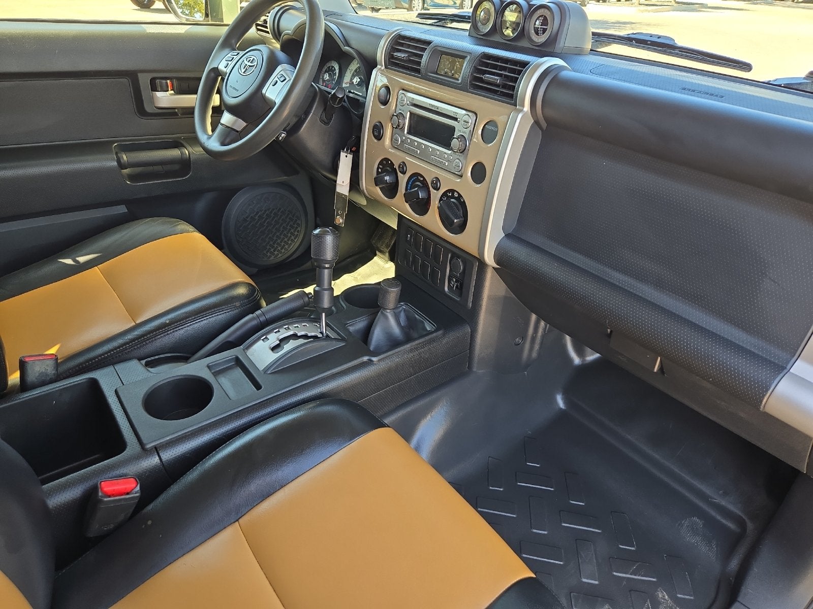 2014 Toyota FJ Cruiser Base
