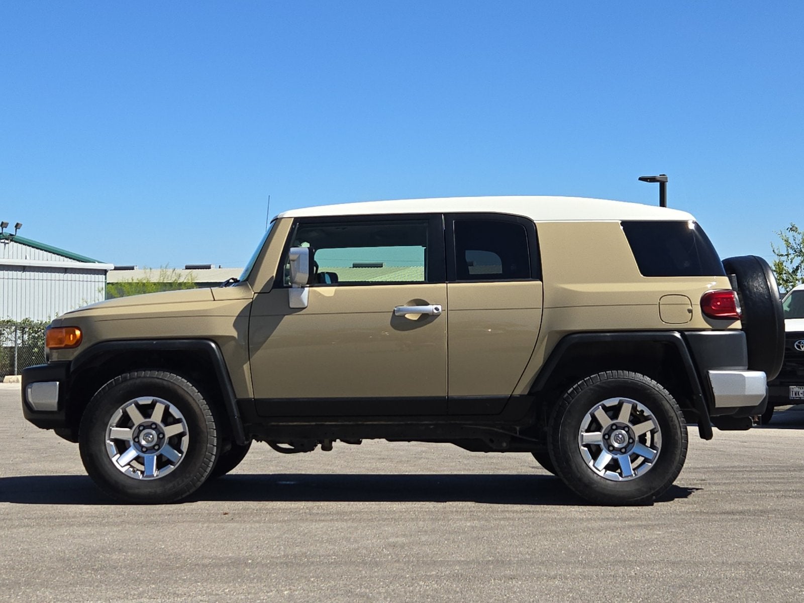 2014 Toyota FJ Cruiser Base
