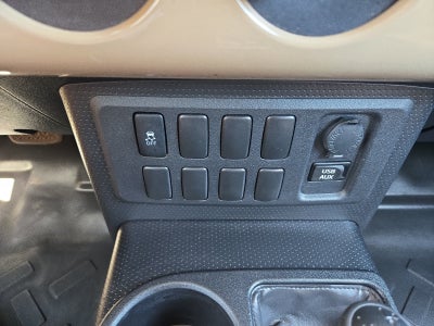 2014 Toyota FJ Cruiser Base