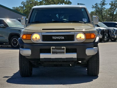 2014 Toyota FJ Cruiser Base