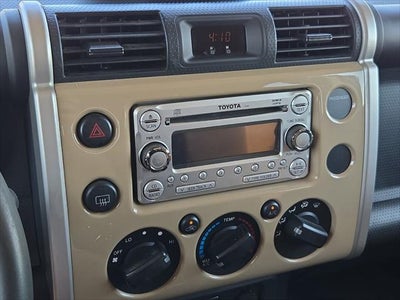 2014 Toyota FJ Cruiser Base