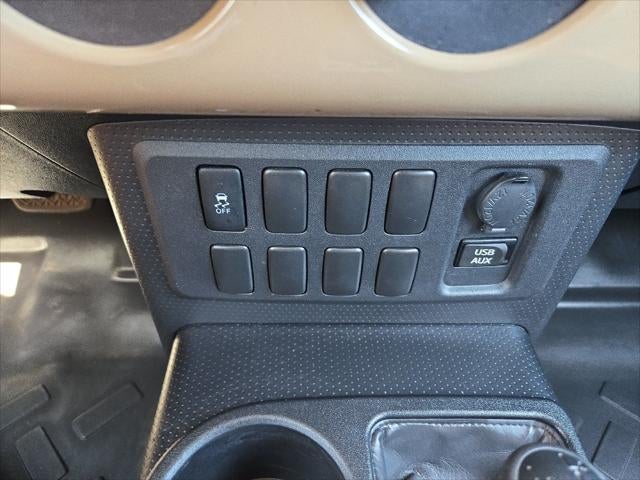 2014 Toyota FJ Cruiser Base