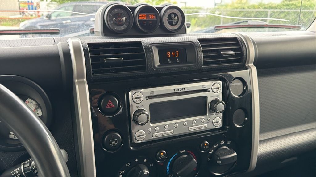 2014 Toyota FJ Cruiser Base