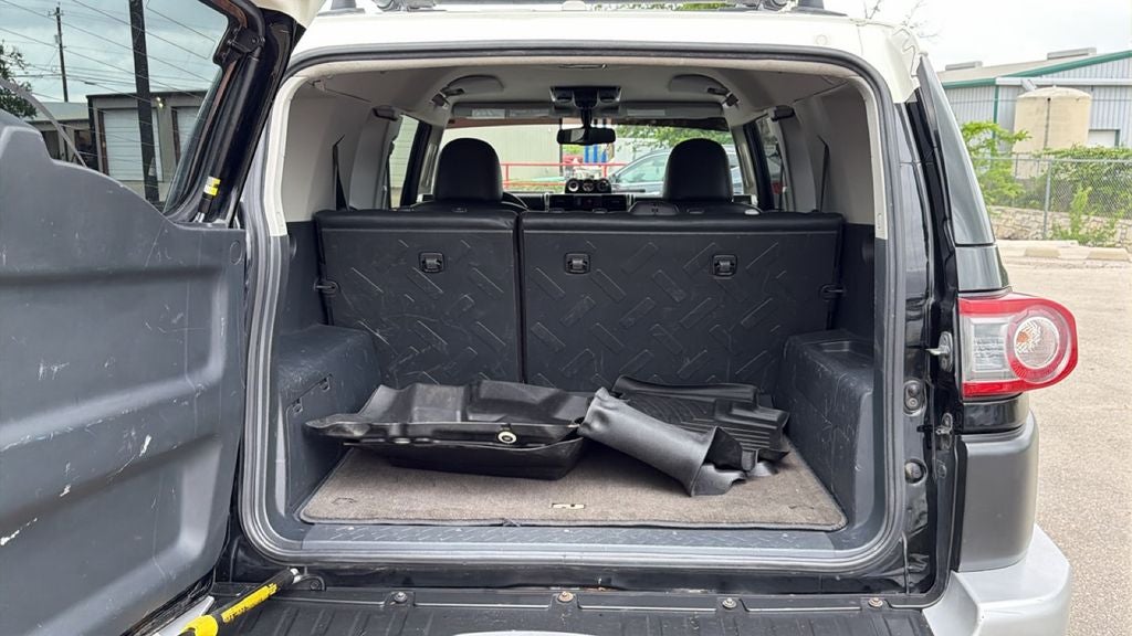2014 Toyota FJ Cruiser Base