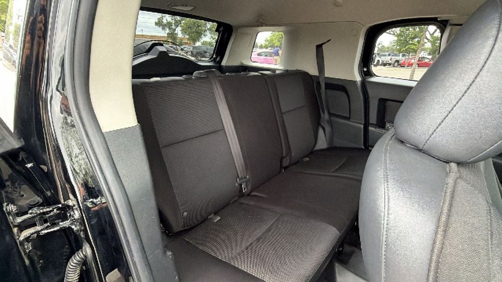 2014 Toyota FJ Cruiser Base