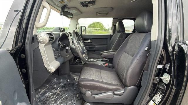 2014 Toyota FJ Cruiser Base