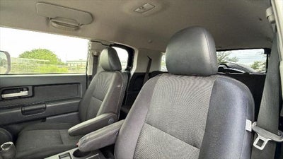 2014 Toyota FJ Cruiser Base