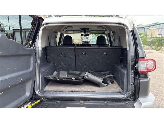 2014 Toyota FJ Cruiser Base