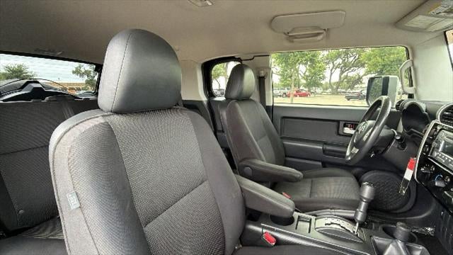 2014 Toyota FJ Cruiser Base