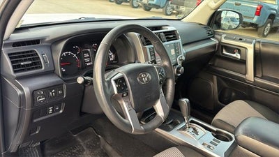 2022 Toyota 4Runner SR5