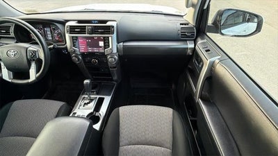 2022 Toyota 4Runner SR5