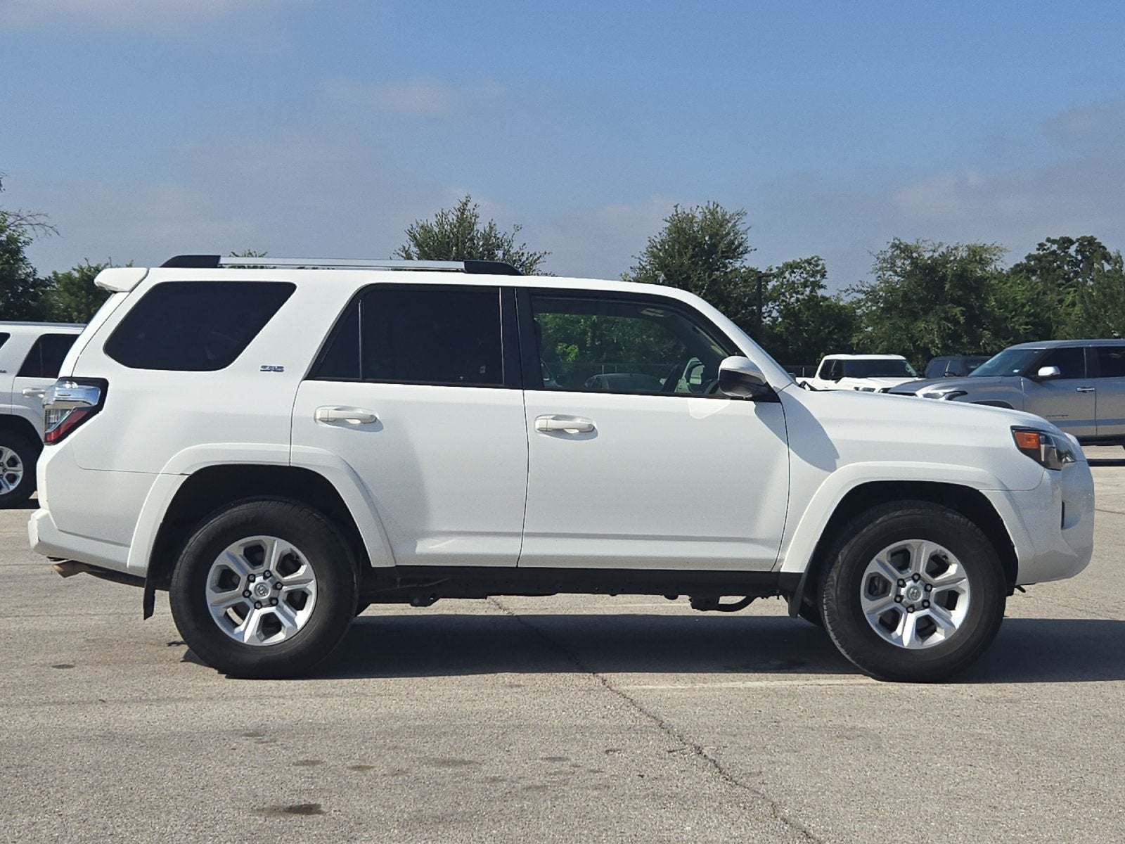 2024 Toyota 4Runner SR5