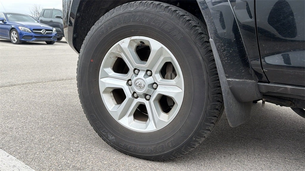 2023 Toyota 4Runner SR5