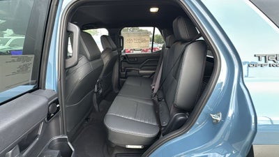 2025 Toyota 4Runner i-FORCE MAX Hybrid TRD Off Road Premium