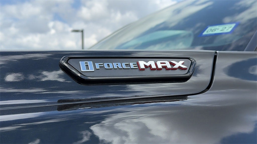 2025 Toyota 4Runner i-FORCE MAX Hybrid TRD Off Road