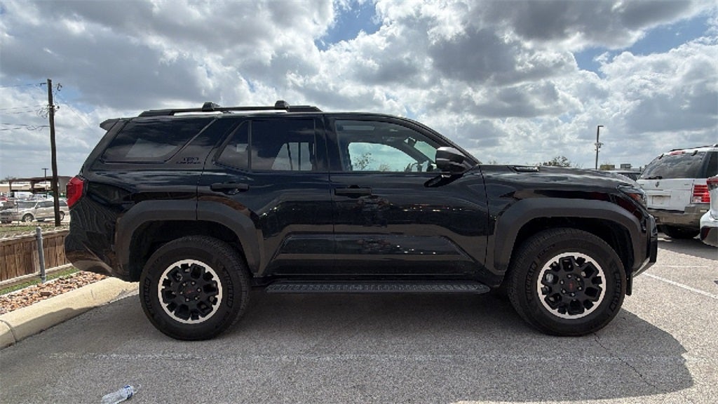 2025 Toyota 4Runner i-FORCE MAX Hybrid TRD Off Road