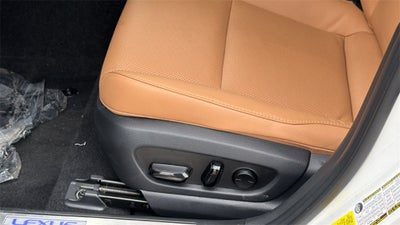 2024 Lexus UX 250h Premium