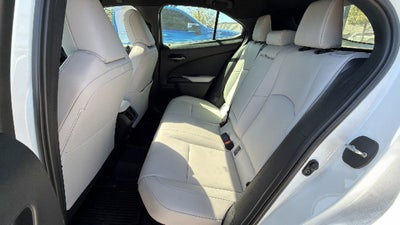 2025 Lexus UX 300h F SPORT Design