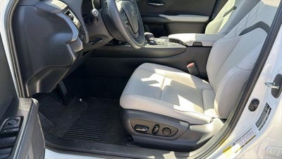 2025 Lexus UX 300h F SPORT Design