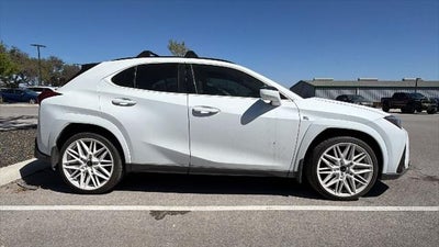 2025 Lexus UX 300h F SPORT Design