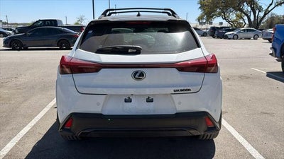 2025 Lexus UX 300h F SPORT Design