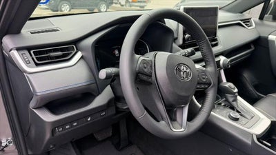 2025 Toyota RAV4 Hybrid SE
