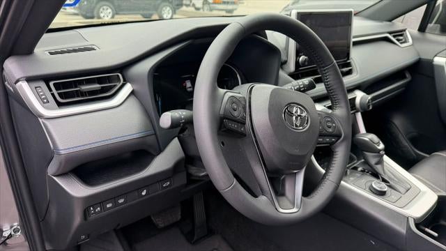 2025 Toyota RAV4 Hybrid SE